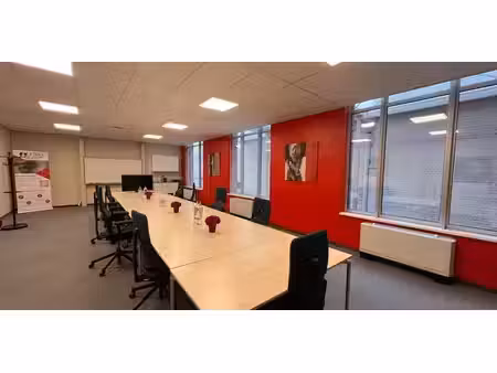 bureau à louer à gentbrugge pour € 719