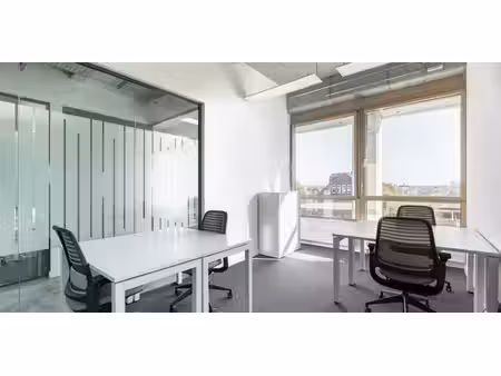 bureau à louer à herentals pour € 679