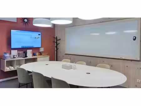 bureau à louer à liège pour € 3.076