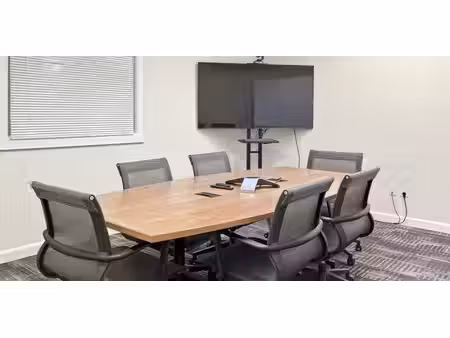 bureau à louer à lummen pour € 3.619