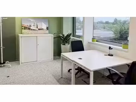 bureau à louer à mont-saint-guibert pour € 699