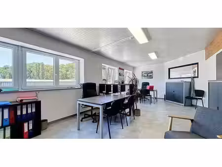 bureau à louer à jemeppe pour € 750