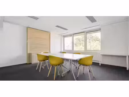 bureau à louer à waterloo pour € 1.179
