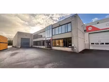 entrepôt à louer à anzegem pour € 1.300