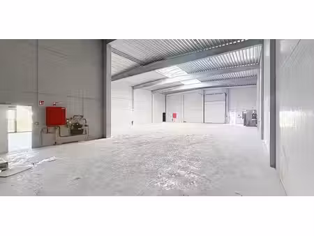 entrepôt à louer à evergem pour € 3.300