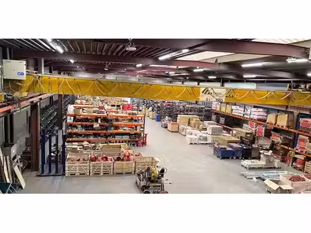 entrepôt à louer à hasselt pour € 3.300