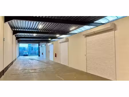 entrepôt à louer à herentals pour € 625