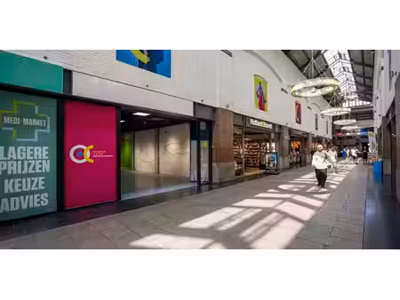 bâtiment commercial à louer à antwerpen pour € 3.229