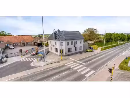 restauration à louer à borgloon pour € 1.200