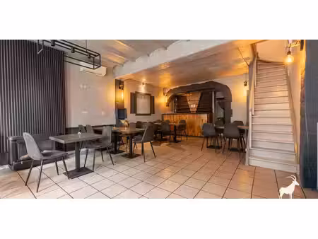 restauration à louer à dampremy pour € 1.250