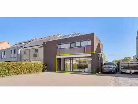 bien commercial à louer à diepenbeek pour € 1.200