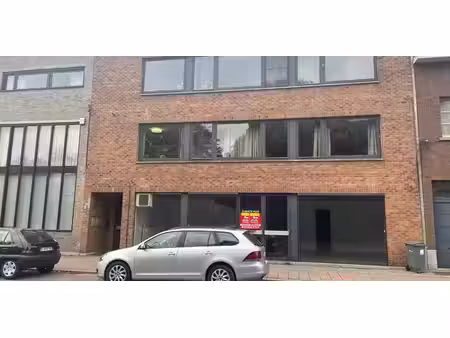 bien commercial à louer à geel pour € 750