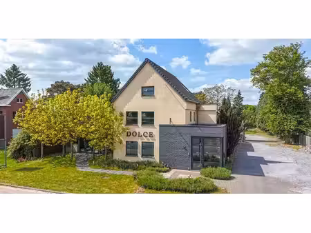 bâtiment commercial à louer à heusden pour € 4.000