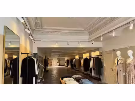 bien commercial à louer à lier pour € 3.950
