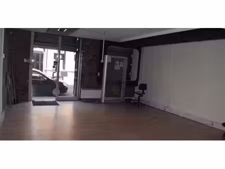 bien commercial à louer à péruwelz pour € 550 avec 1 chambre à coucher