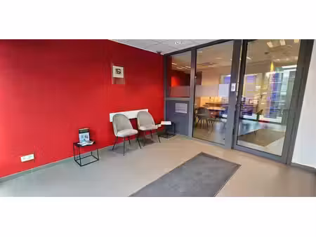 bureau à louer à beveren pour € 1.200
