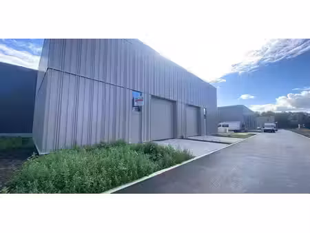 bâtiment d’entreprise à louer à westerlo pour € 1.250