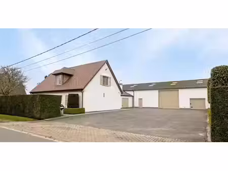 usage mixte à vendre à moerkerke pour € 1.244.000 avec 4 chambres à coucher