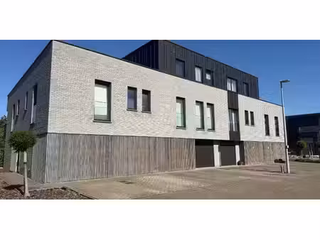 usage mixte à vendre à ingelmunster pour € 1.340.000