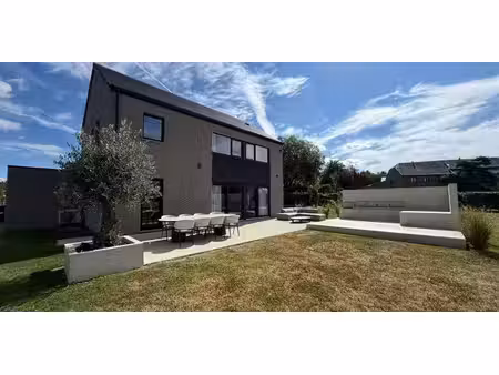 villa à vendre à harzé pour € 640.000 avec 3 chambres à coucher