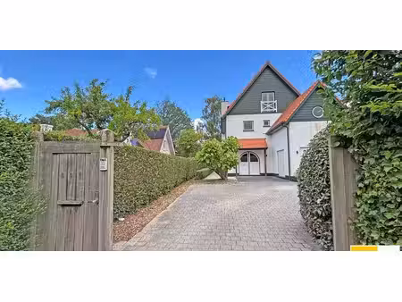 sous option - villa à louer à knokke avec 3 chambres à coucher