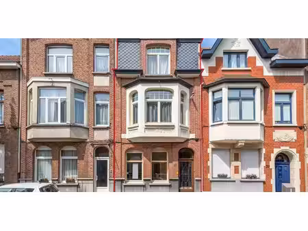 immeuble d'appartements à vendre à merksem pour € 479.000 avec 3 chambres à coucher
