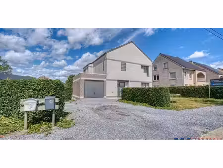sous option - immeuble d'appartements à vendre à helchteren avec 4 chambres à coucher