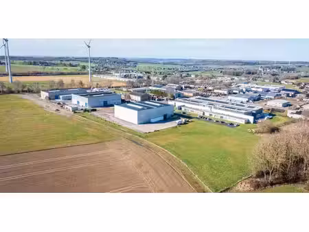 bâtiment d’entreprise à louer à assesse pour € 4.950