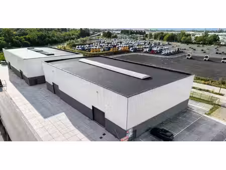 bâtiment d’entreprise à louer à oostakker pour € 5.310
