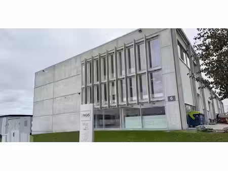 bâtiment d’entreprise à louer à zaventem pour € 6.500