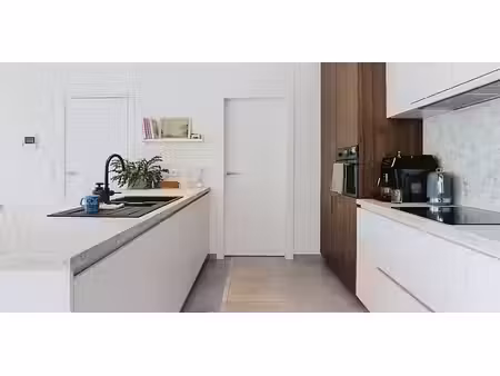 appartement à louer à burcht pour € 1.400 avec 3 chambres à coucher