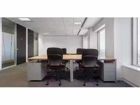 bureau à louer à jambes pour € 5.336
