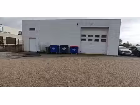 entrepôt à louer à berbroek pour € 1.150