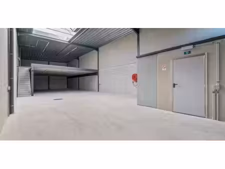 entrepôt à louer à kortemark pour € 1.150
