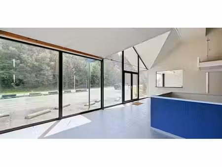 entrepôt à louer à marche-en-famenne pour € 4.750