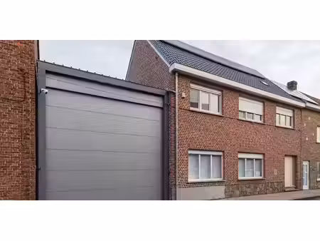 entrepôt à vendre à wervik pour € 640.000 avec 4 chambres à coucher