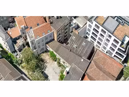 bien commercial à louer à bruxelles pour € 5.000