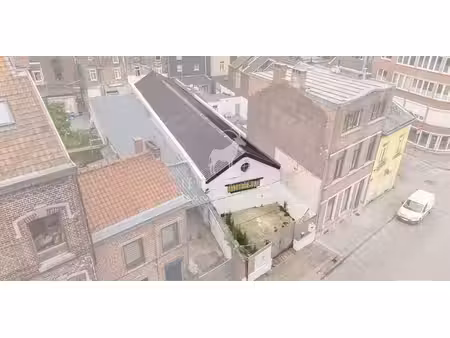 entrepôt à louer à charleroi pour € 1.200