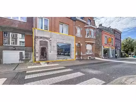 sous option - bien commercial à louer à ciney