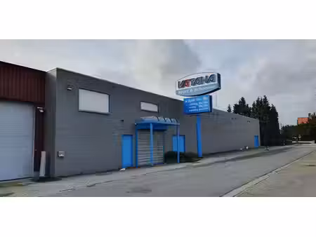 bien commercial à louer à genk pour € 7.995
