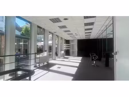 bien commercial à louer à hasselt pour € 750