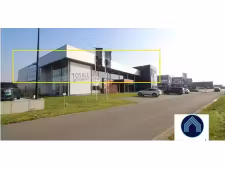 bâtiment commercial à louer à maldegem pour € 3.125