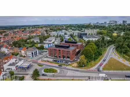 bâtiment d’entreprise à louer à wemmel pour € 3.535