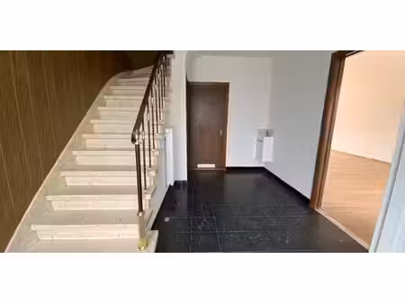 maison à louer à schaffen pour € 1.200 avec 3 chambres à coucher