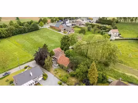 sous option - ferme à vendre à lot avec 2 chambres à coucher