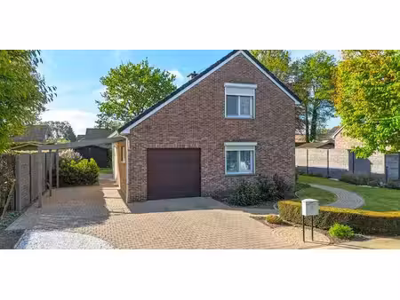 maison à louer à heusden pour € 1.500 avec 3 chambres à coucher
