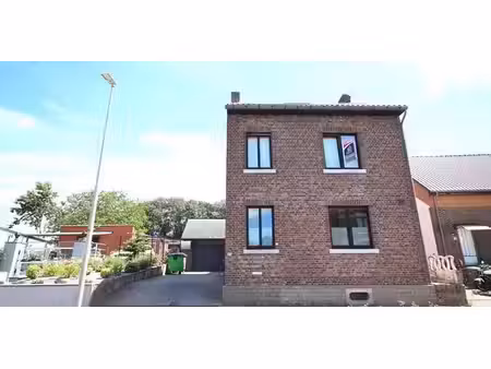 maison à louer à sint-truiden pour € 1.295 avec 4 chambres à coucher