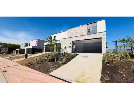 sous option - maison à vendre à meensel-kiezegem avec 3 chambres à coucher