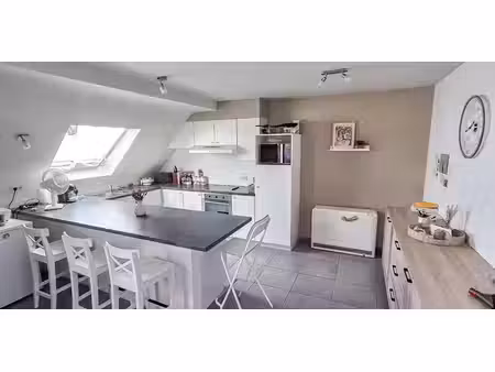duplex à louer à torhout pour € 850 avec 3 chambres à coucher