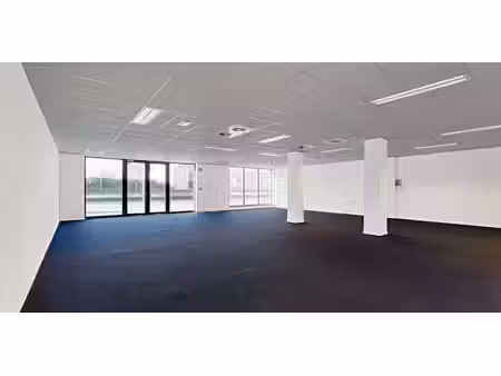 bâtiment d’entreprise à louer à wilrijk pour € 4.927